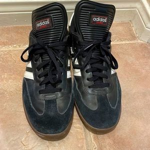 Mens adidas samba sneakers 10.5